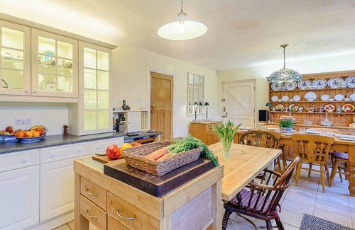 Sandilands Cottage | 4 bedroom accommodation in Sandilands