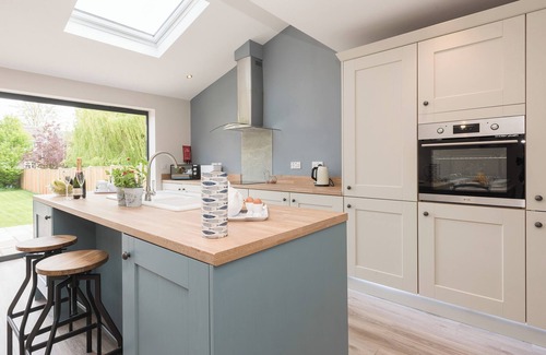 Kessingland Cottage | 4 bedroom accommodation in Kessingland, near Southwold