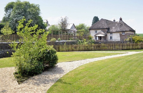 Petrockstowe Cottage | 4 bedroom accommodation in Petrockstowe, near Okehampton