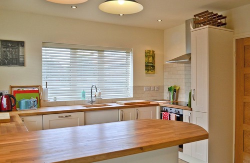 Althorpe Cottage | 4 bedroom accommodation in Althorpe, near Scunthorpe