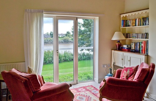 Althorpe Cottage | 4 bedroom accommodation in Althorpe, near Scunthorpe