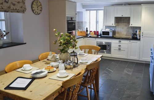 Boscundle Cottage | 4 bedroom accommodation in St Blazey, near Par