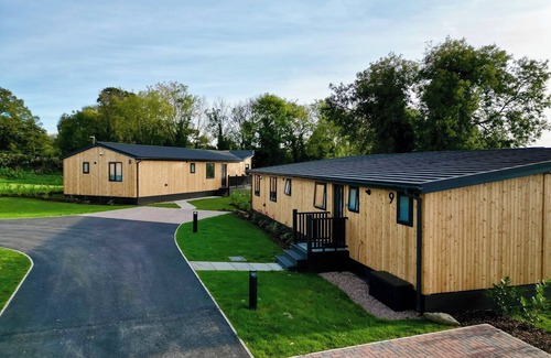 Coleford Ski Chalet | 4 bedroom accommodation in Coleford, Forest oF Dean