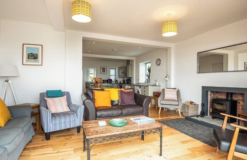 Rhyd-y-clafdy Cottage | 4 bedroom accommodation in Pwllheli