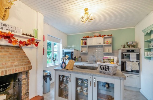Richmond Cottage | 4 bedroom accommodation in Richmond