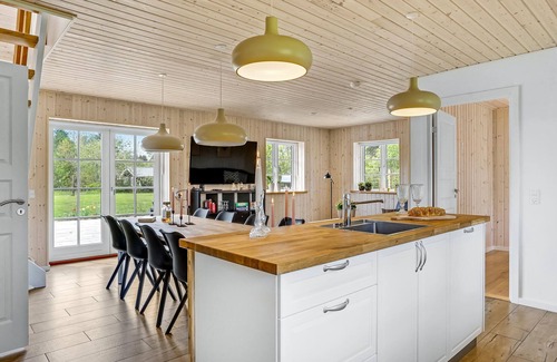 Glesborg House | 4 bedroom accommodation in Glesborg
