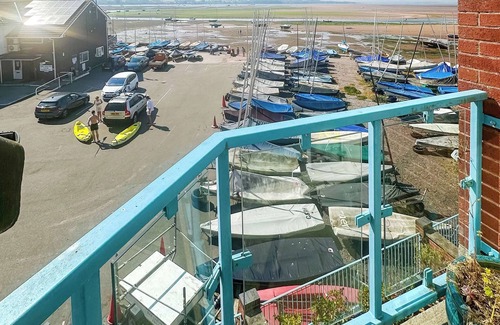 Exmouth Cottage | 4 bedroom accommodation in Exmouth