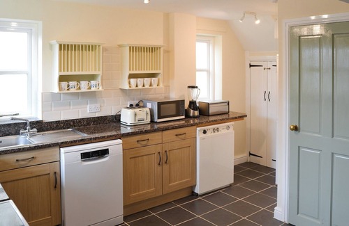 Sea Palling Cottage | 4 bedroom accommodation in Sea Palling, near Stalham