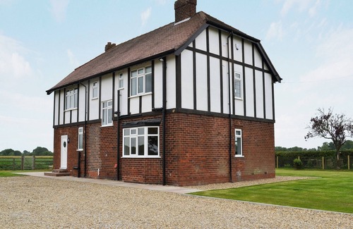 Eastrington Cottage | 4 bedroom accommodation in Portington