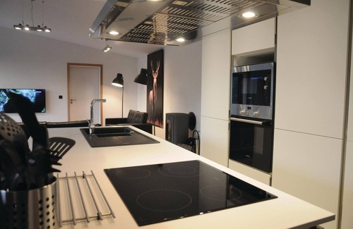 Somme-Leuze House | 4 bedroom accommodation in Noiseux