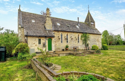 Highway Cottage | 4 bedroom accommodation in Hilmarton, near Calne