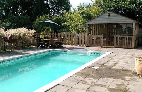 Newent Cottage | 4 bedroom accommodation in Newent, Forest of Dean