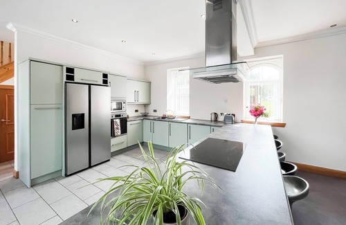 Dunragit Cottage | 4 bedroom accommodation in Dunragit, near Stranraer