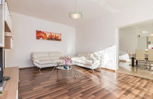 Valdebek House | 4 bedroom amazing home in Pula