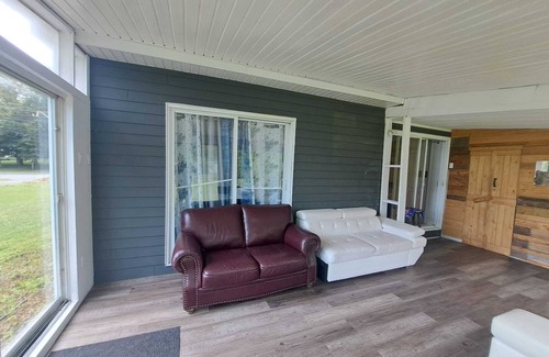 Mauricie House | 4-BEDROOM APARTMENT FOR ALL-INCLUSIVE WORKERS | 5 MN PONT LAVIOLETTE
