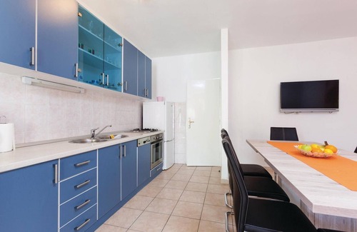Stobrec House | 4 bedroom beach front home in Stobrec