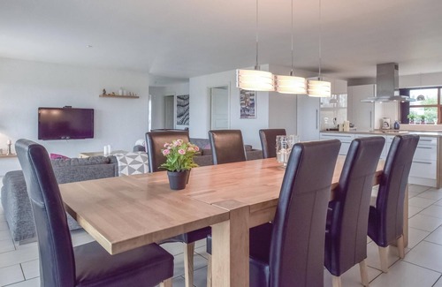 Sydlangeland House | 4 bedroom beautiful home in Humble