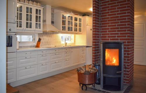 Torarp House | 4 Bedroom Beautiful Home In Lidhult