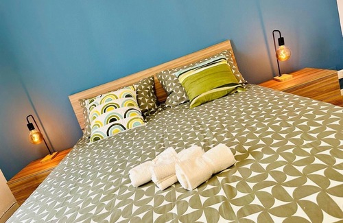 Borgo-Sanzio Bed & Breakfast | 4 Bedroom Bed & breakfast in Catania