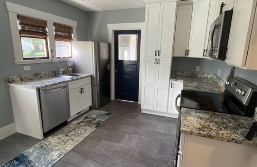 North End House | 4 Bedroom Bungalow in the heart of north end Tacoma