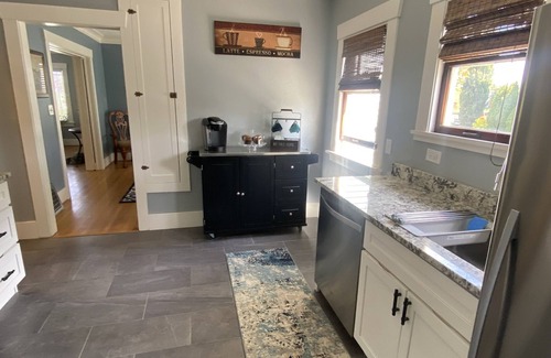North End House | 4 Bedroom Bungalow in the heart of north end Tacoma