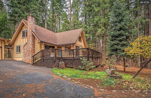 Trinity Center Cabin | 4-bedroom cabin in fabulous Trinity Center with AC