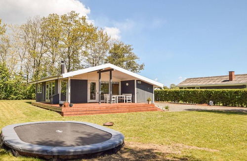 Pøt Strandby House | 4 bedroom cozy home in Juelsminde