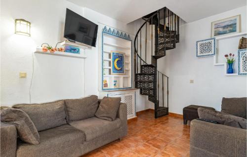 Facinas House | 4 Bedroom Cozy Home In Facinas
