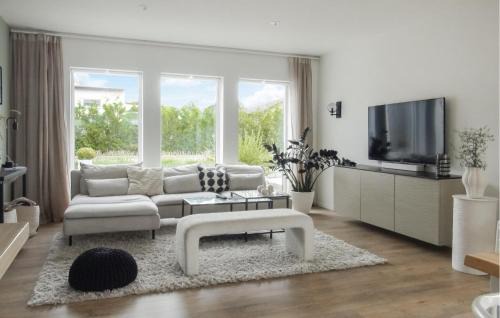 Ystad House | 4 Bedroom Cozy Home In Ystad