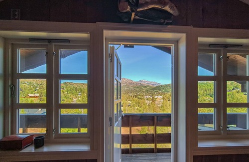 Kvam House | 4 bedroom cozy home in Norheimsund