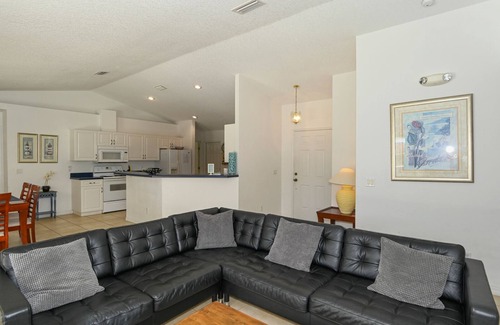 Inverness House | 4 Bedroom Family Villa With Private Pool