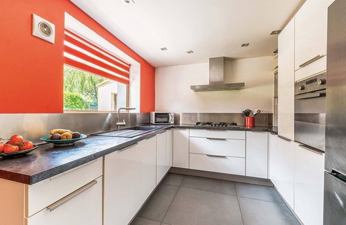 Bouguenais House | 4 bedroom gorgeous home in Bouguenais