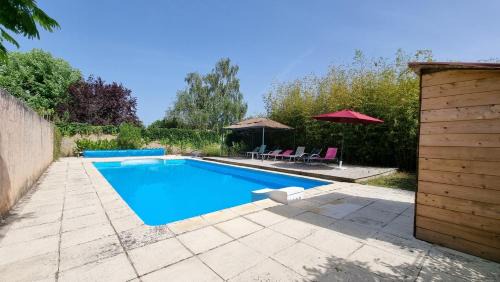 Saint-Just-Luzac House | 4 bedroom holiday home with private pool and garden