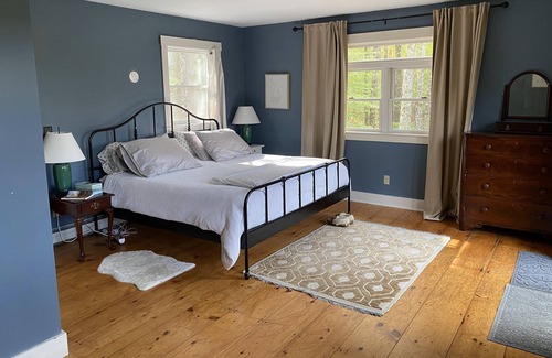 Hartland Four Corners House | 4 Bedroom Home Convenient to the Upper Valley, Ski Resorts, and VAST Trails.