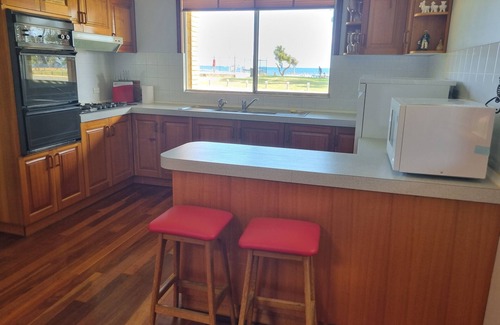 Shire Of Coorow House | 4 Bedroom House at The Jetty Views, Leeman