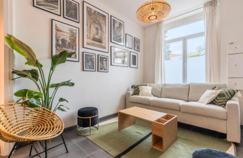 Tourcoing House | 4-bedroom house centre, near the metro + car park