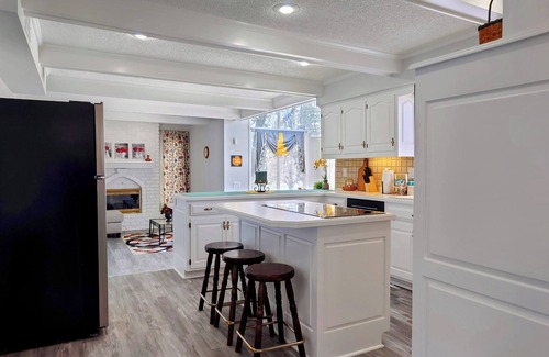 Overland Park House | 4-bedroom house in delightful upscale neighborhood at Overland Park