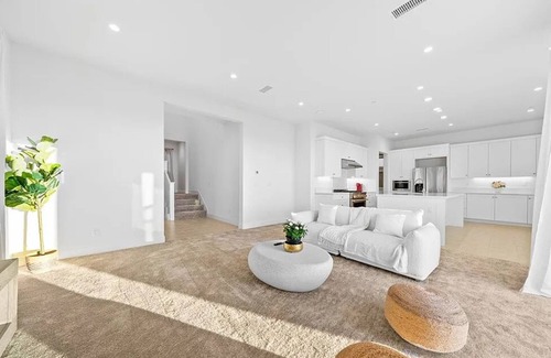 Portola Springs House | 4-bedroom house in charming Irvine with WiFi, AC. Book your stay now