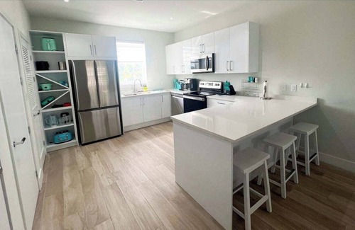 Port New Providence House | 4-bedroom house in delightful Nassau with WiFi, fitness room, AC - PALM CAY