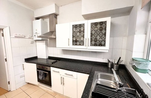 Ladywell House | 4 Bedroom house in SE4