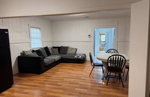 Sulphur House | 4-bedroom house in Sulphur, La with large Kitchen and living space