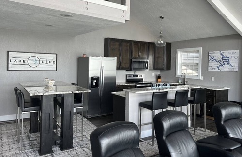 Lake of the Ozarks House | 4 bedroom house w/pool - short walk from Shady Gators and H. Toad