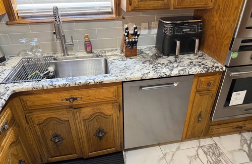 Lubbock Cabin | 4-bedroom lodge in delightful Lubbock with AC, WiFi