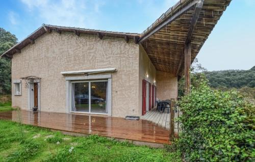 Azilone-Ampaza House | 4 Bedroom Lovely Home In Azilone Ampaza