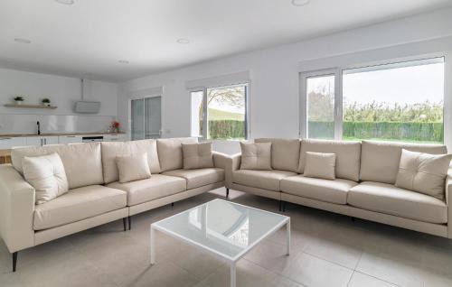 Villamartin House | 4 Bedroom Lovely Home In Villamartin