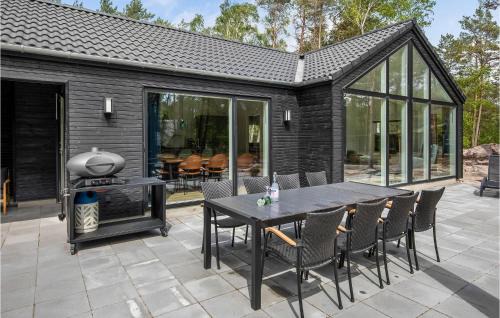 Dueodde House | 4 Bedroom Lovely Home In Nexø