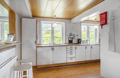 Osterlars House | 4 bedroom nice home in Gudhjem