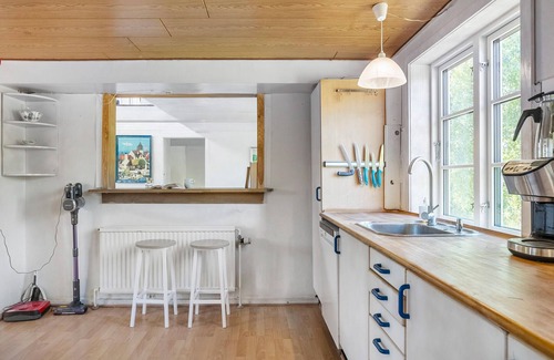 Osterlars House | 4 bedroom nice home in Gudhjem