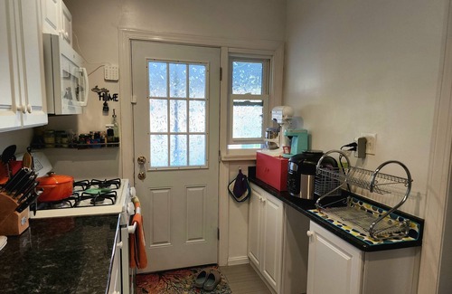 Southeast House | 4-bedroom Oasis in DC