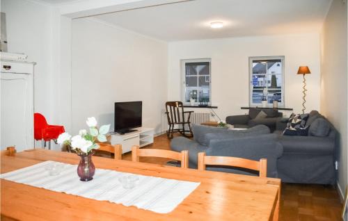 Asperod House | 4 Bedroom Pet Friendly Home In Äsperöd